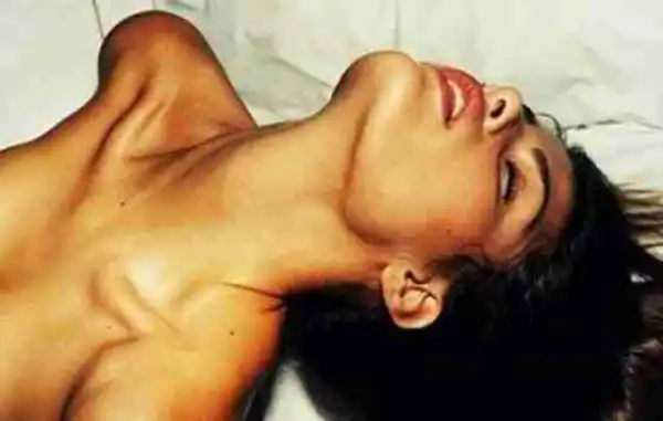 Must See!! 6 Ways To Spot A Horny Woman Even From Far